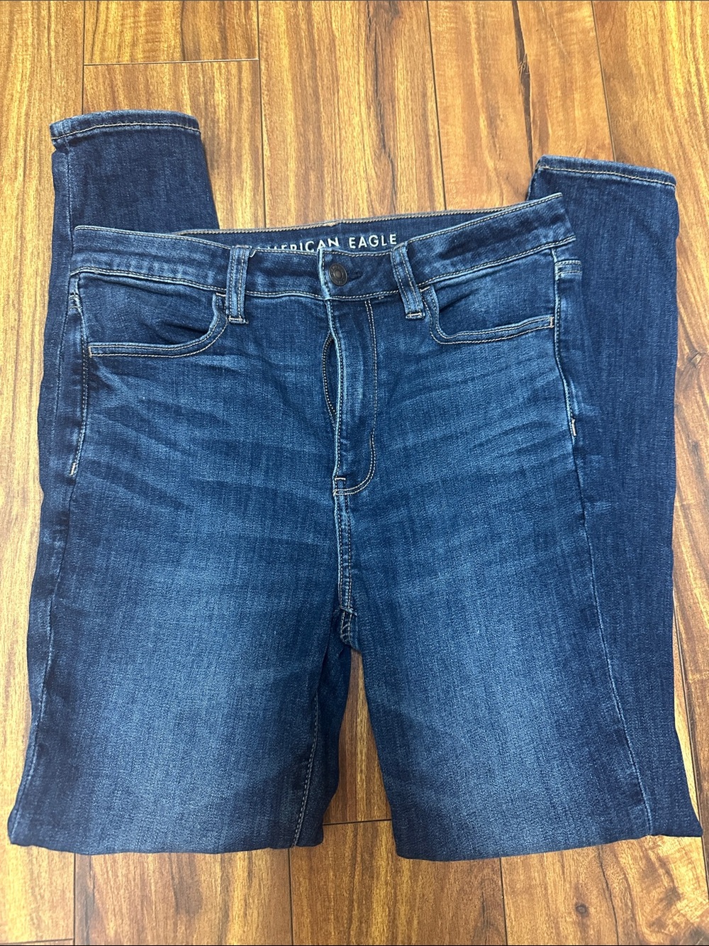 American Eagle Outfitters Women's super high rise Skinny Jeans size 8